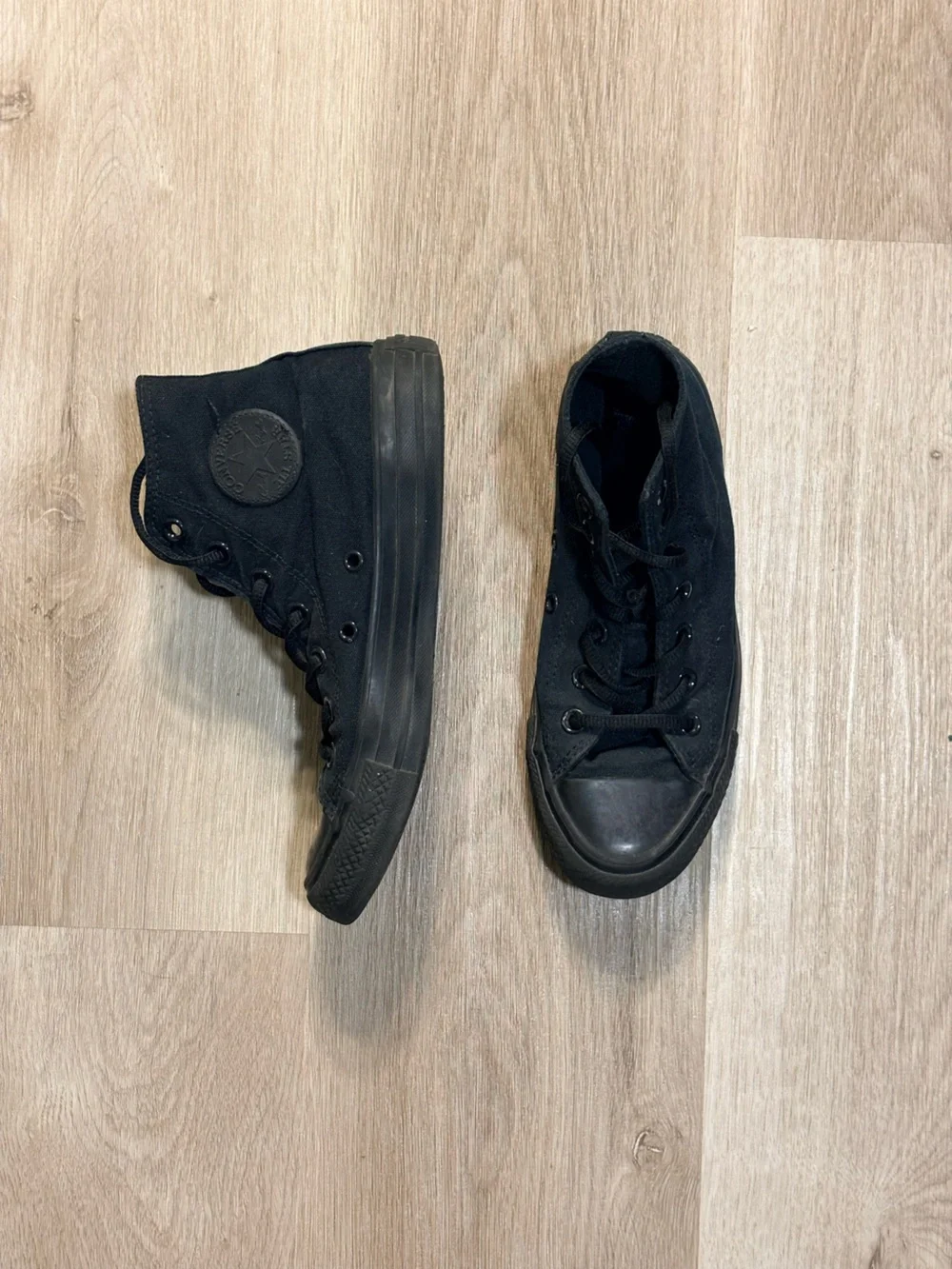 Converse Chuck Taylor All Star Black High Top Sneakers Womens Size 6 Goth Grunge